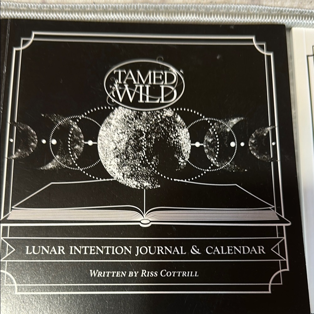 Tamed Wild Journal and Book Set - Picture 2 of 8